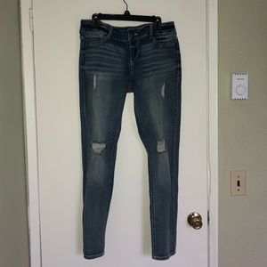 Maurice’s distressed jeggings